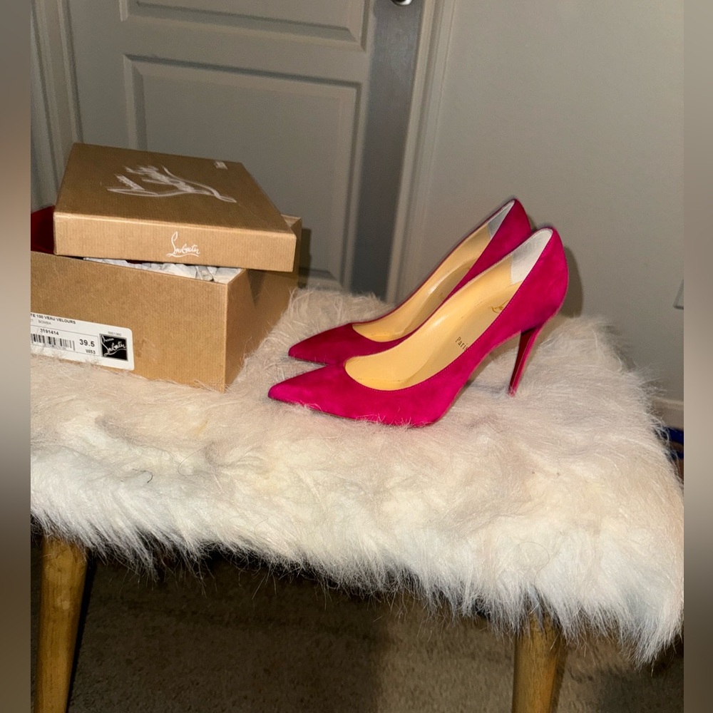 Christian Louboutin Kate 100mm Bomba (Fushia pink) LIKE NEW. WORN TWICE.